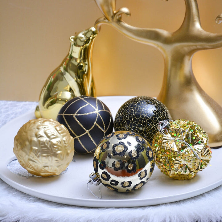 Vogue Black and Gold Ornament Set, Stylish Tree Set of 16 Glittery Baubles Ornament Bundle OrnamentallyYou