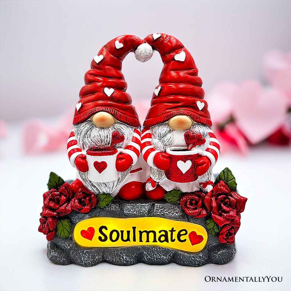 Soulmate Valentine Gnome Couple Solar Powered Figurine, 6" Romantic Room Statue Decoration Resin Statues OrnamentallyYou 