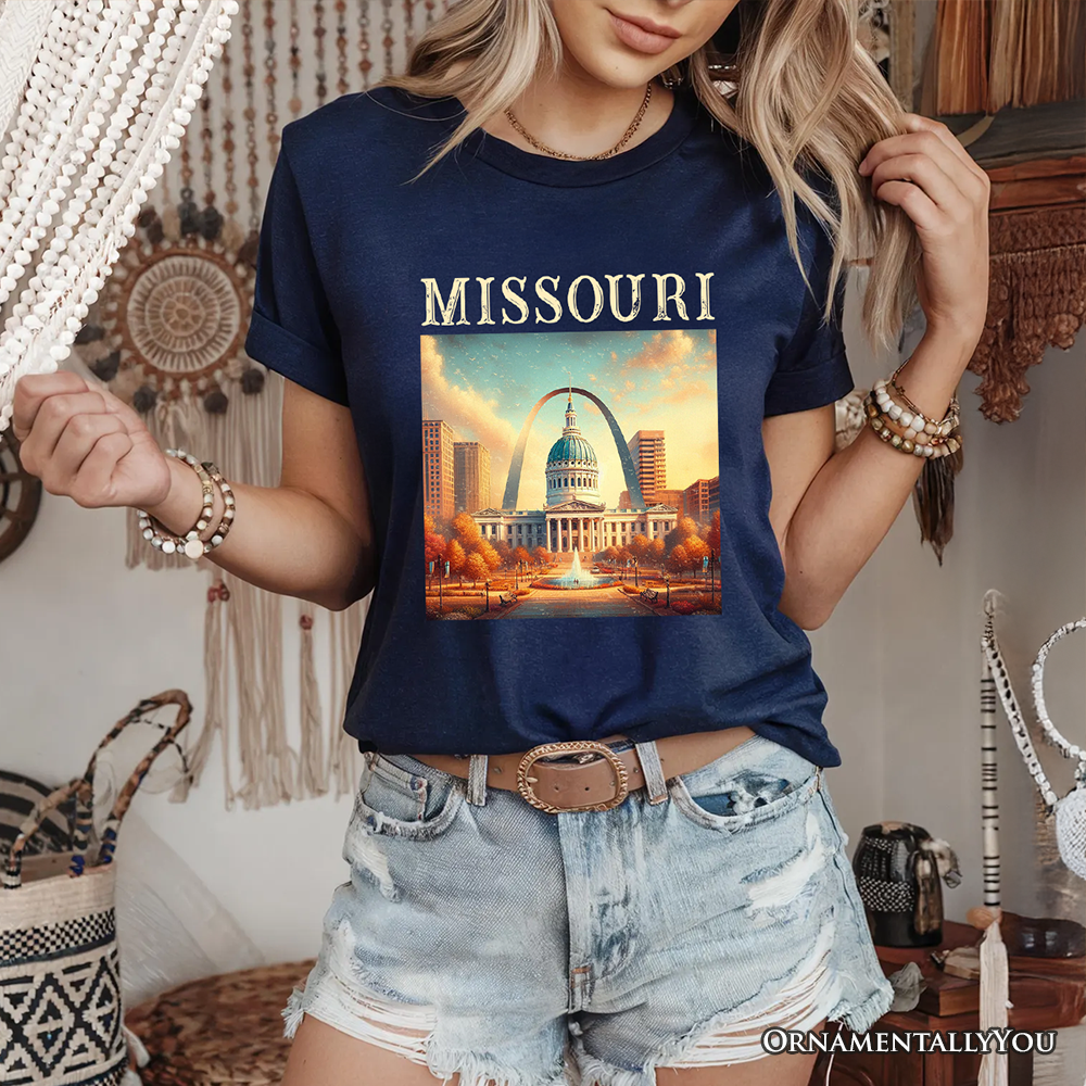 Missouri State Gateway Arch and Courthouse T-Shirt, Iconic St. Louis Landmarks Tee and Travel Souvenir