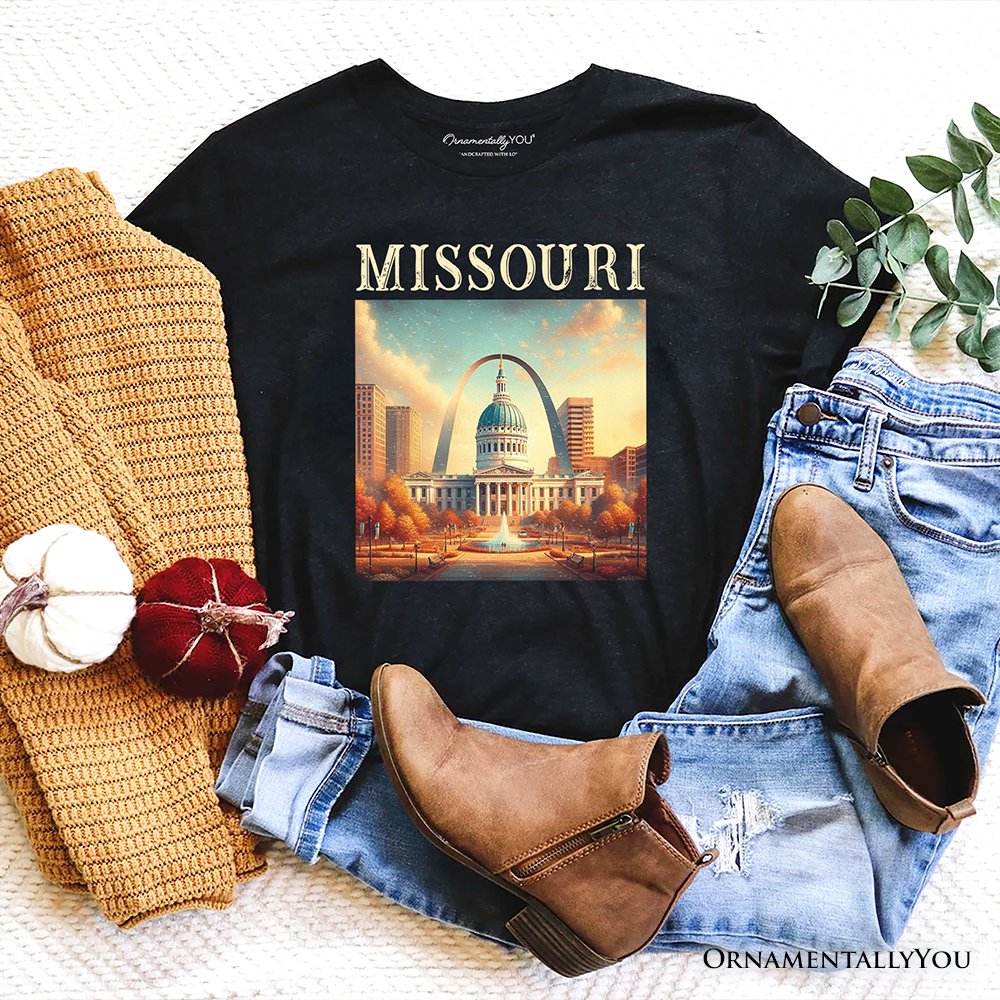 Missouri State Gateway Arch and Courthouse T-Shirt, Iconic St. Louis Landmarks Tee and Travel Souvenir T-Shirts OrnamentallyYou Black XS 