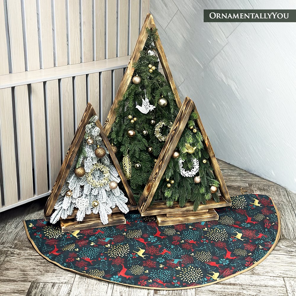 Gold and Red Deer Decoration Pattern Holiday Tree Skirt Tree Skirt Nantong Prince Home Fashion Co., Ltd. 60 Inches 