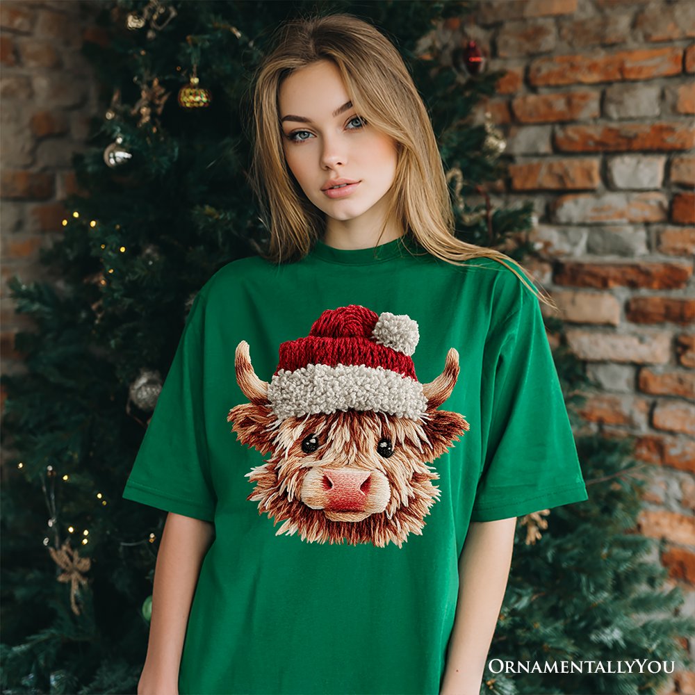 Highland Cow Santa Hat Christmas T-Shirt, Imitation Latch Hook Yarn Cozy Tee T-Shirts OrnamentallyYou 