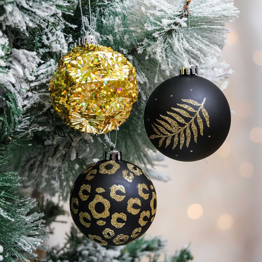 Vogue Black and Gold Ornament Set, Stylish Tree Set of 16 Glittery Baubles Ornament Bundle OrnamentallyYou 