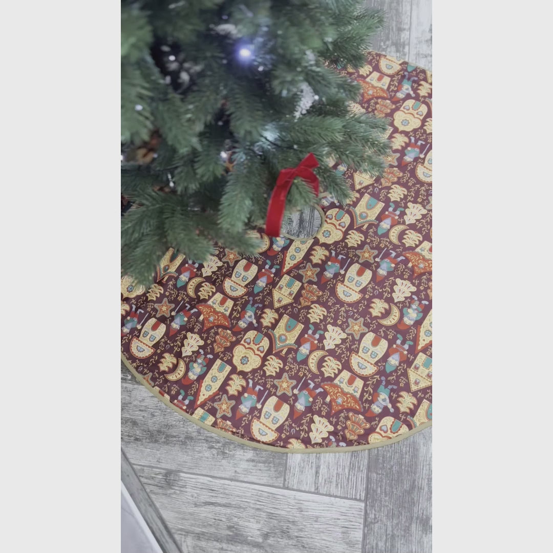 Gnome Folk Pattern Vintage Christmas Tree Skirt