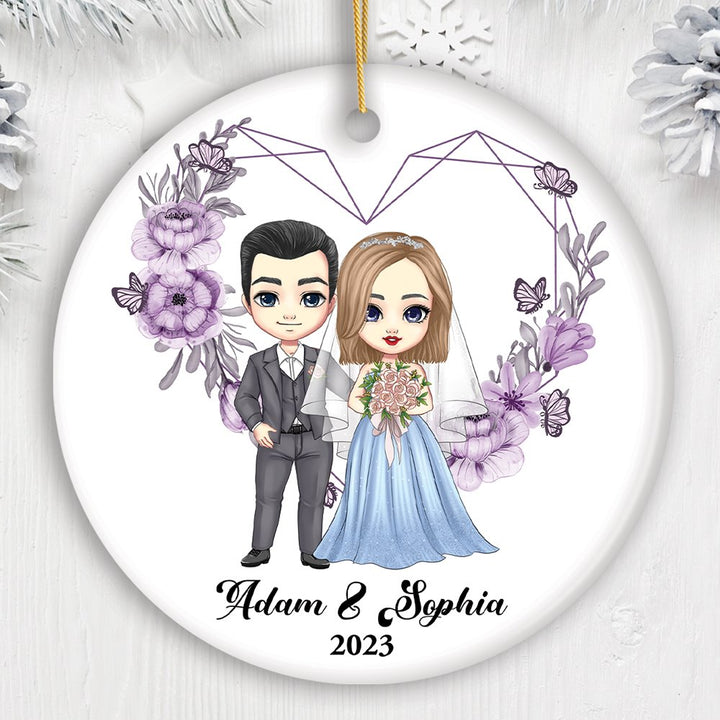 Adorable Customized Married Couple Gift Christmas Ornament, Cartoon Bride and Groom Ceramic Ornament OrnamentallyYou Circle 